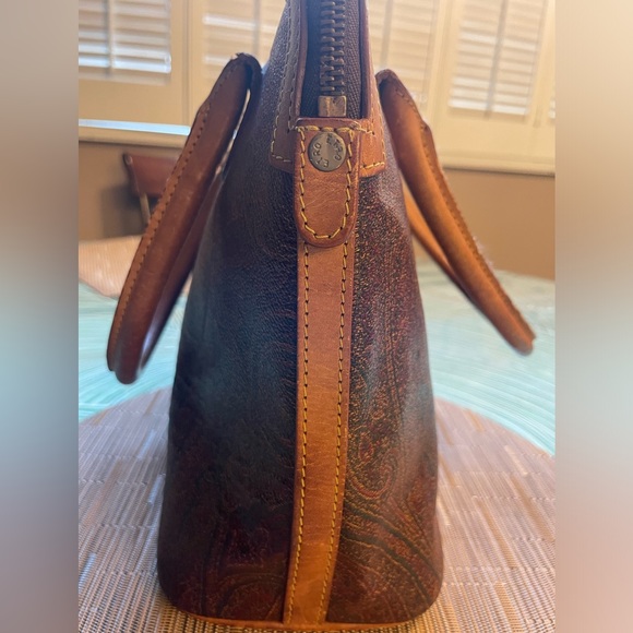 Authentic Vintage Etro Handbag - Picture 6 of 16